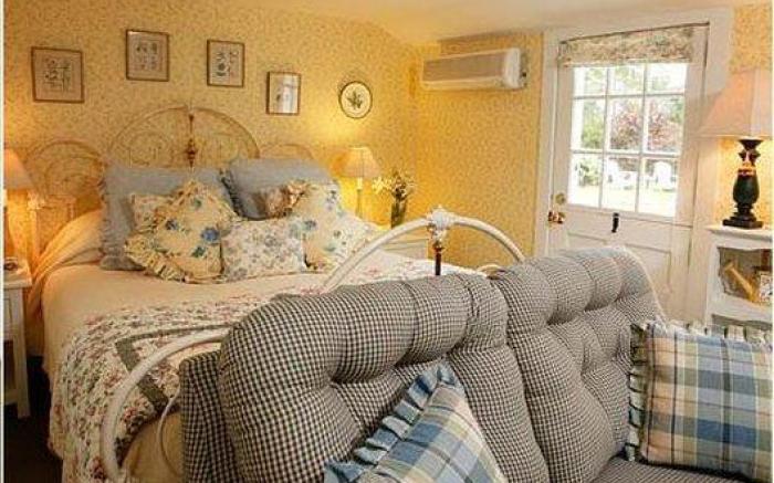 Captains House Inn