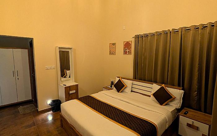 Howling Wolf - A private pool villa