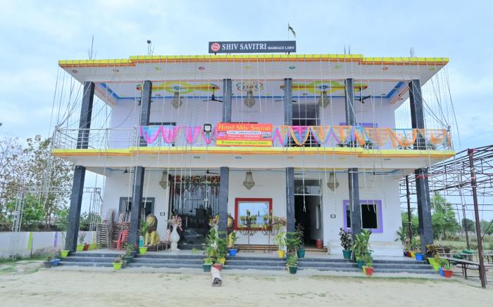  Hotel Shiv Savitri Ayodhya