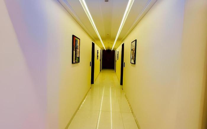 HOTEL SUPERIA GRAND