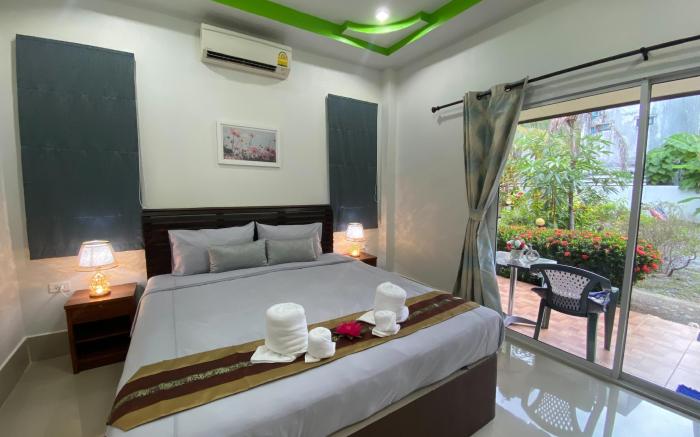 Khaolak Beachhouse Keroro บ้านพักติดหาดเขาหลัก