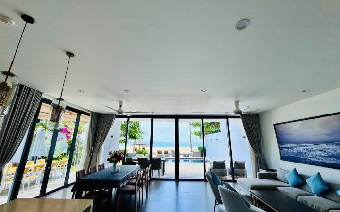 Beachfront Villa 4 Bedrooms Sanctuary Ho Tram