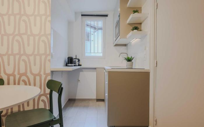 Welcoming Studio - 2P - Moulin Rouge