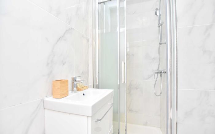 Comfortable studio – 2 rooms – Voltaire