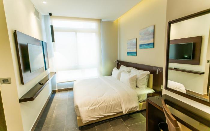 The Compass Hotel 