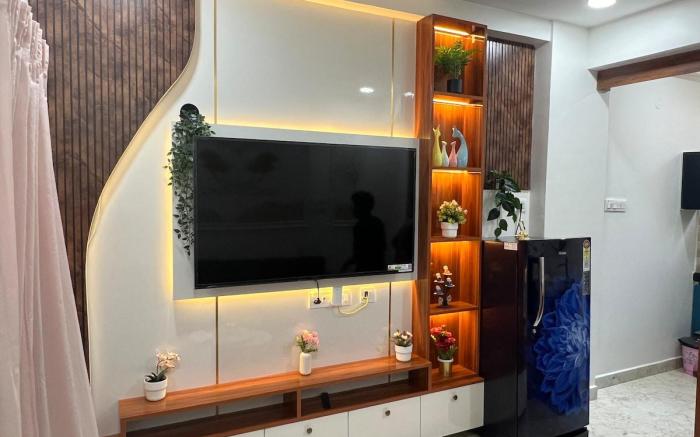 Atlas Homestays 1BHK 202, 55" TV