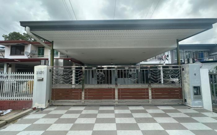 Karen Homestay Likas