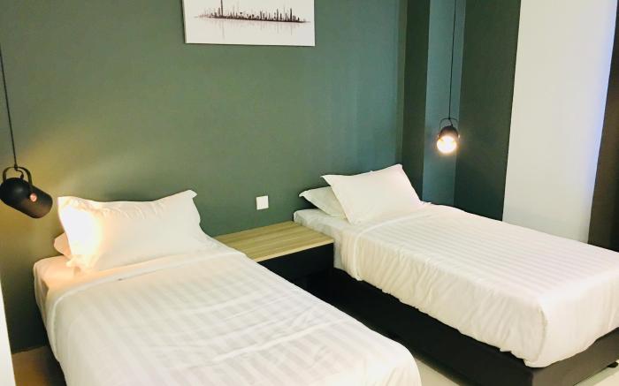 Enclave Business Hotel