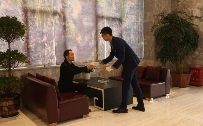 Lavande Hotels·Xiangyang Railway Station People's Square