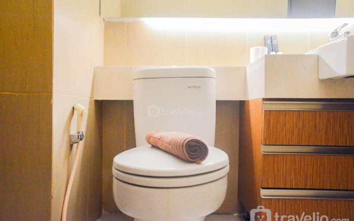 Spacious 2BR GP Plaza Apartment By Travelio