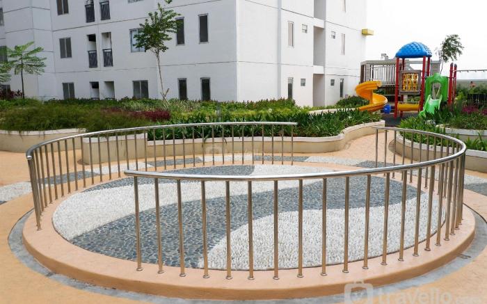 Spacious & Clean 3BR Bassura Apartment By Travelio