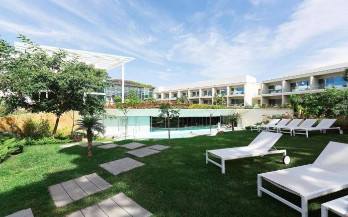 Onyria Marinha Boutique Hotel