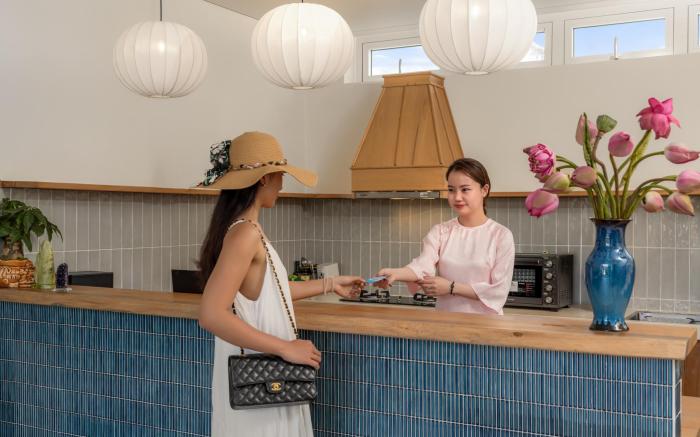 Spring Breeze apartment hotel 