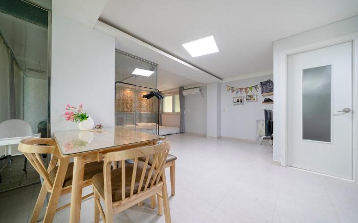 Gapyeong Uhnenal Spa Pet friendly Pension