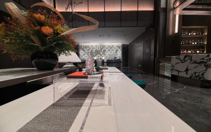 Shanghai Hongqiao Guanhua Hotel - Beixinjing Subway Station