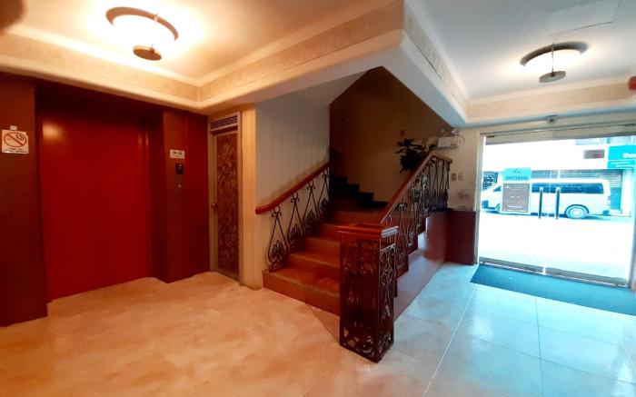 Palladium Suites Hotel