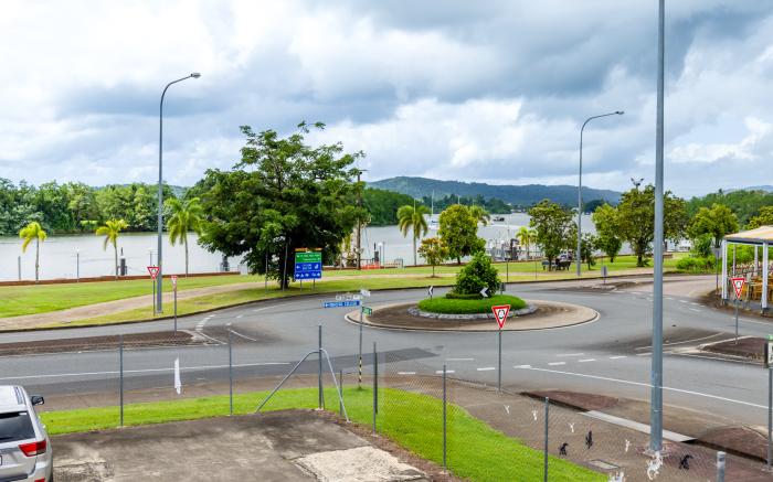 Innisfail Riverfront Motel