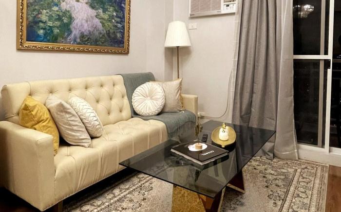 Elegant Paris-inspired 1BR, 38th flr w/ view