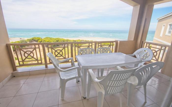 Milkwood Beachfront Acommodation 317,J'Bay
