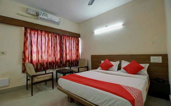 OYO 22454 Hotel Janardana