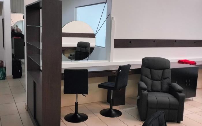 Flash Business and Chacuzzi