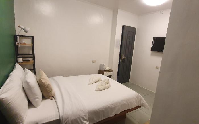 AJ Tourist Inn