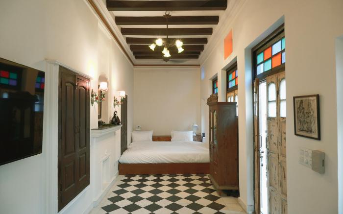 Neem Haveli