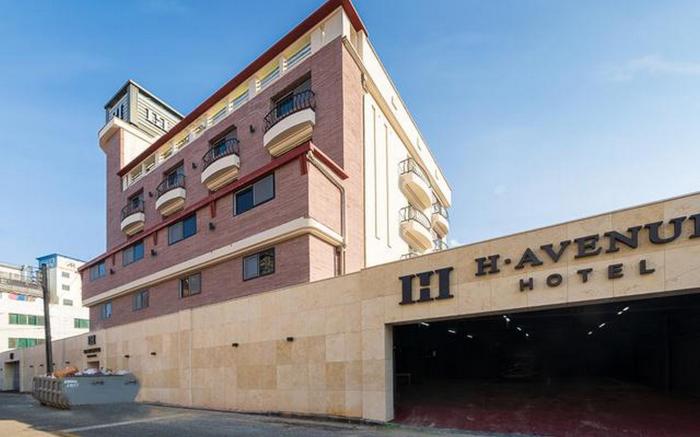 H Avenue Jeonju Ajung District Branch