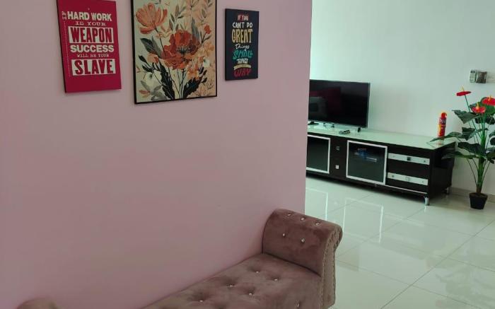 3R2B |6-8pax| Ipoh Top Floor Cozy house @MeruRaya