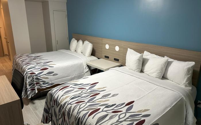 Red Roof PLUS+ Brooklyn - Flatbush Ave