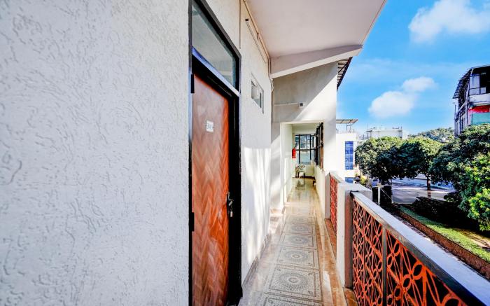 Hotel O Survey Chowk Bus Terminal Dehradun