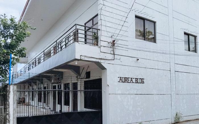 RedDoorz @ Aurea Apartelle