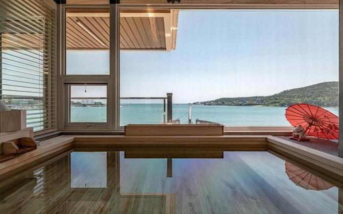 Moon bay pool villa