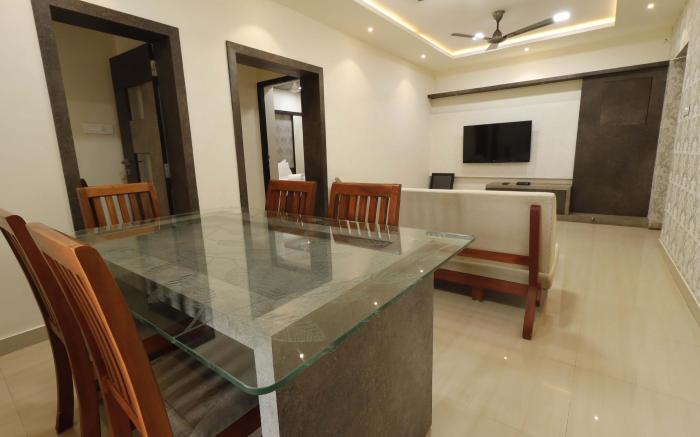 SR BOUTIQUEE STAY