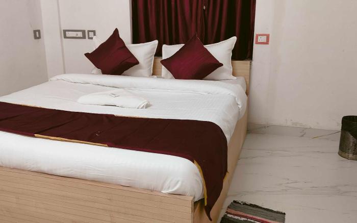 Hotel O New Town Near Eco Park