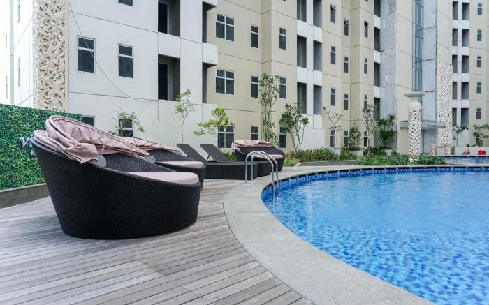 Cozy Sweet 2BR Apt Vittoria Residence By Travelio