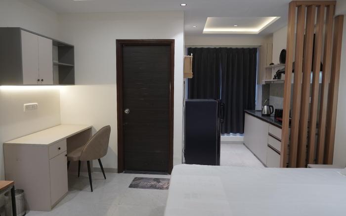 Manhatten Reviera by Black Tie