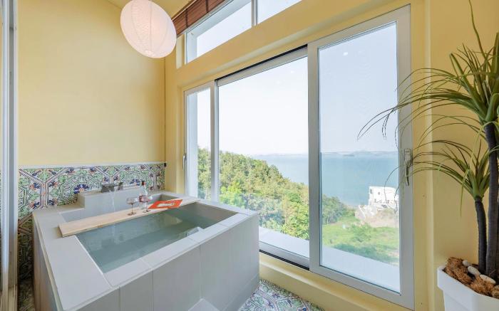 Yeosu Ekklesia Pool Villa N Jacuzzi