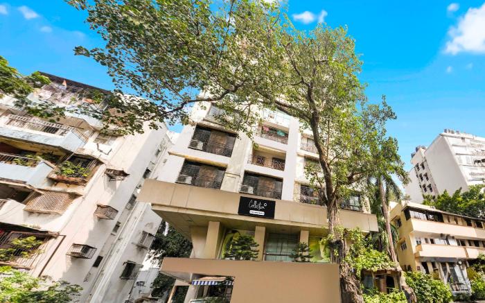 Super Collection O Sector 64 Near WorldMark Gurugram