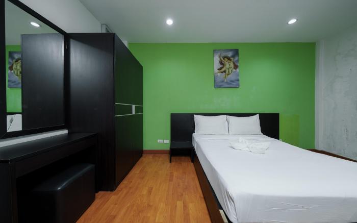 Dancenter Khaosan Park Hotel