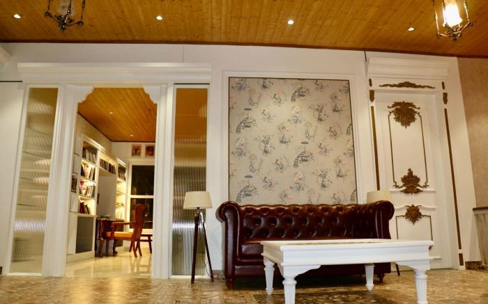 The English Country House