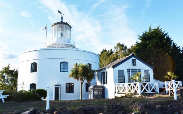 The West Usk Lighthouse Lightkeepers Lodge