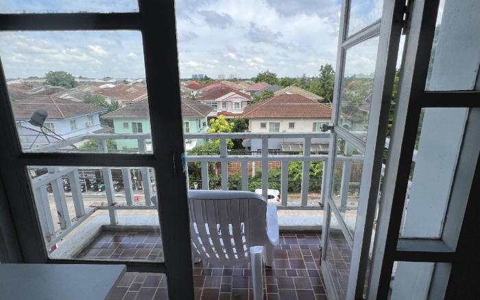 Private 3rd Floor Room