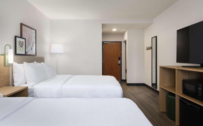 Spark by Hilton Guelph