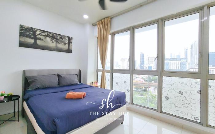 Private Room in Shared Apt | KLCC Sky Pool R5 A52