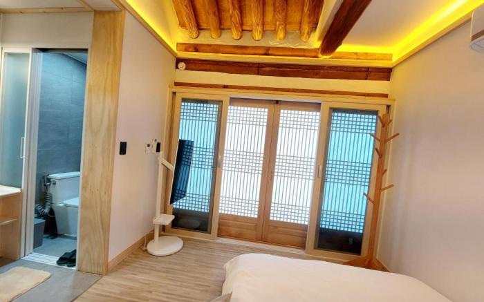 Hanok Stay Mokhwa