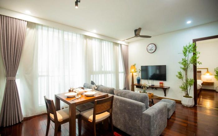 XOI Saka_601_2BR-65m²_Balcony_Lakeside_Kitchen@CBD