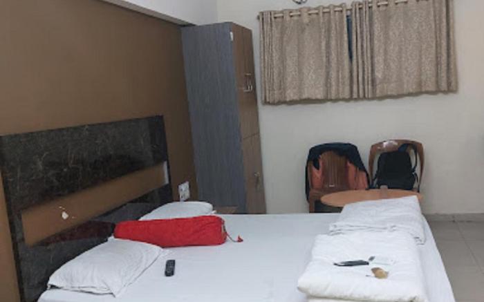 Hotel Shivparvati International