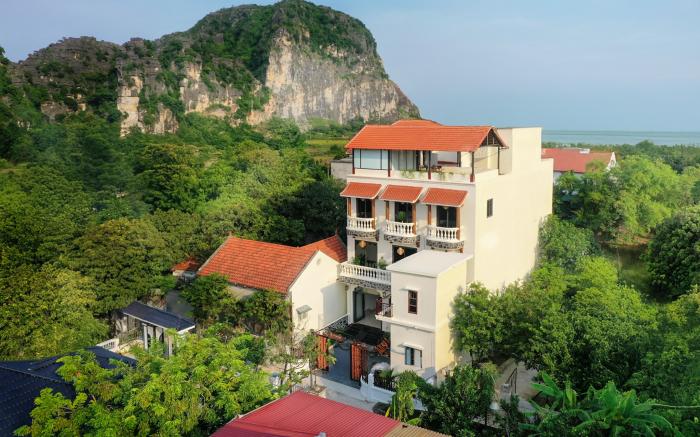 Le Grande Tamcoc Retreat