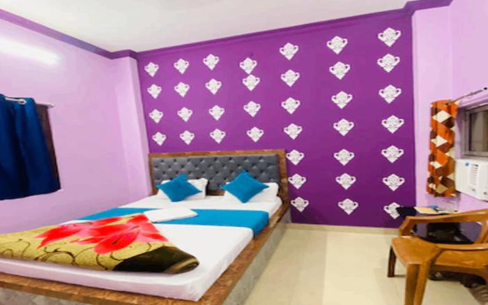 HOTEL LAXMI PALACE